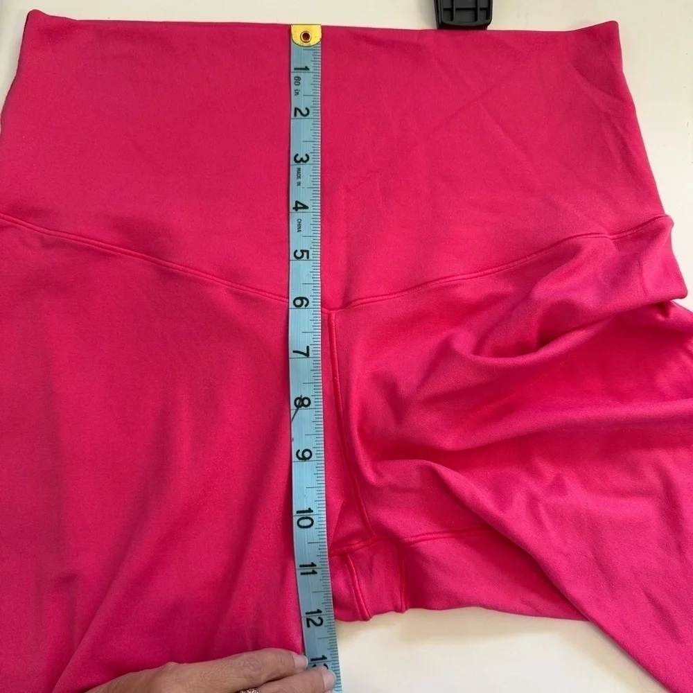 Offline by Aerie Real Me Crop High Rise Liquid Shine Fuchsia Pink Leggings Sz LG